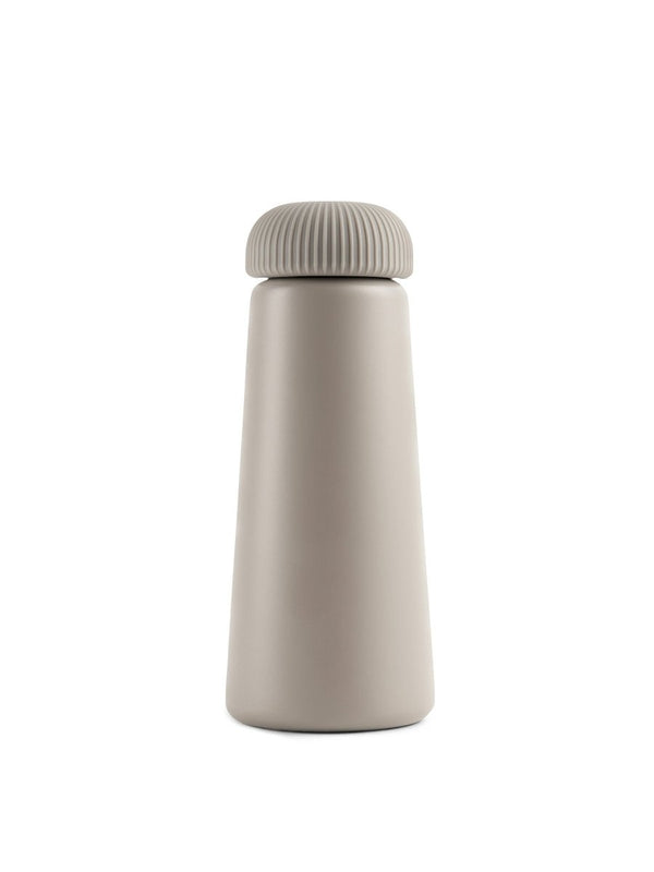 Erie RCS kierrätetty teräksinen termospullo 450 ml Warm Grey - Suomen Brodeeraus