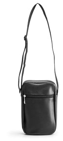 Lentolaukku tekonahka, musta - Suomen Brodeeraus